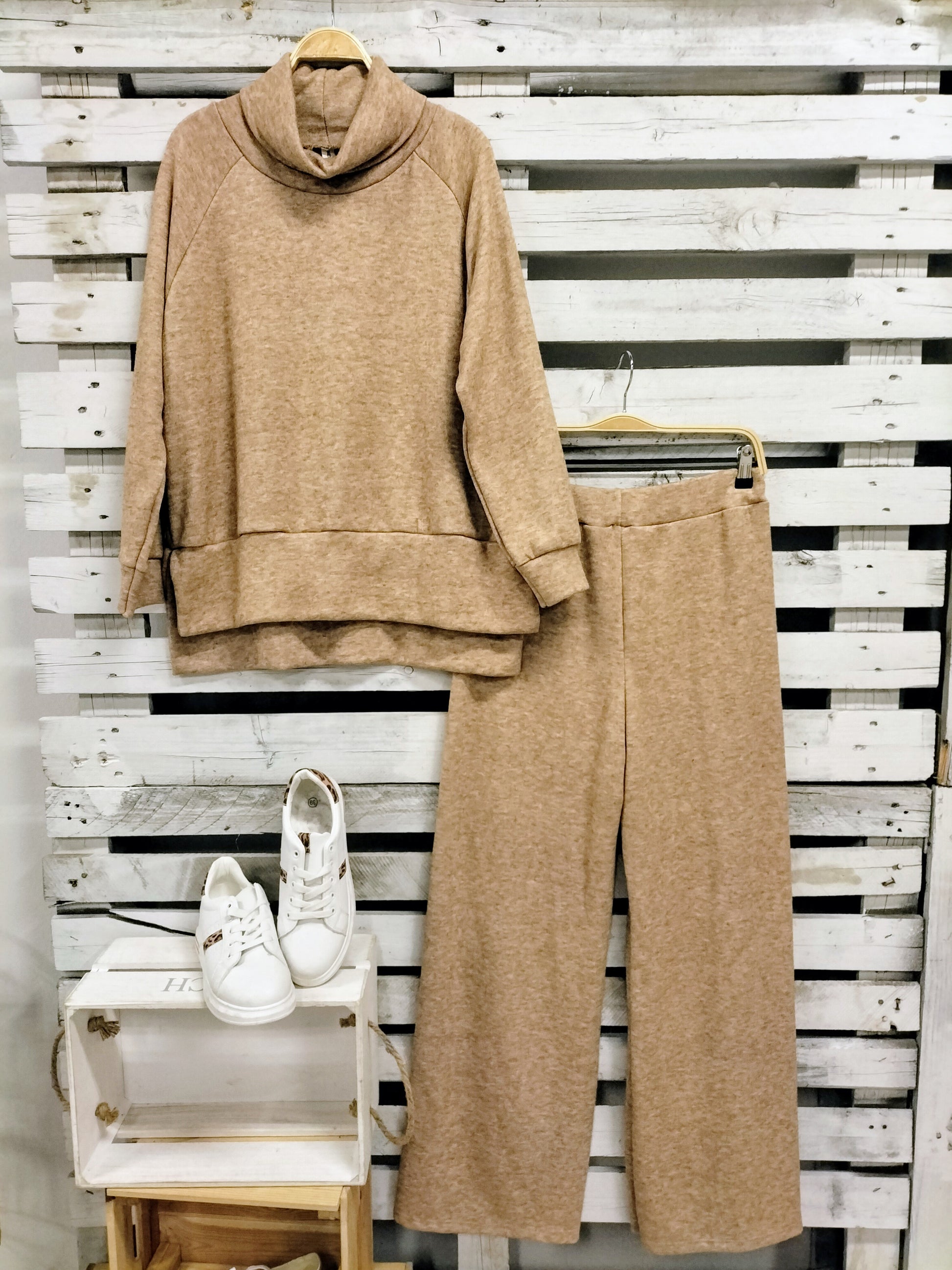 Conjunto  Street Camel - botanikamoda