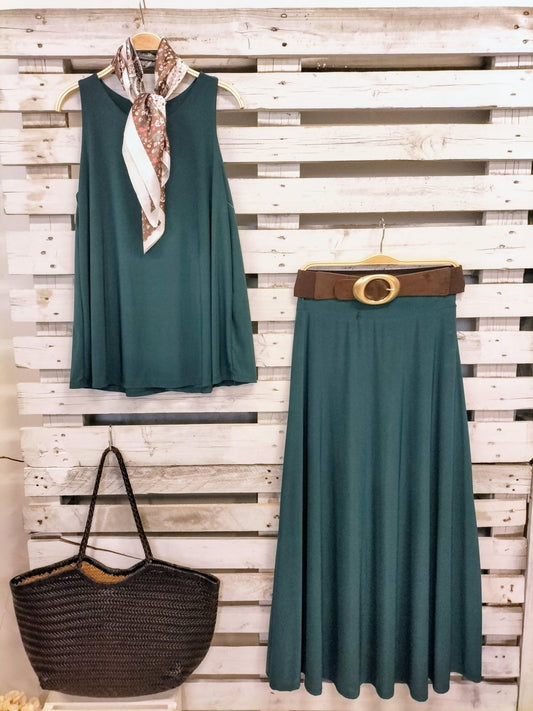 Conjunto suelto Stilo verde con falda